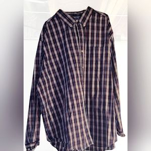 Mens button up plaid shirt